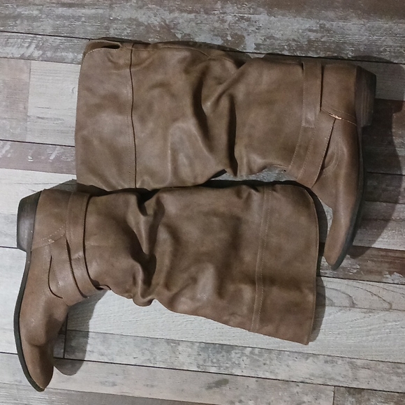 🖤S A L E🖤 BOOTS - Picture 4 of 7